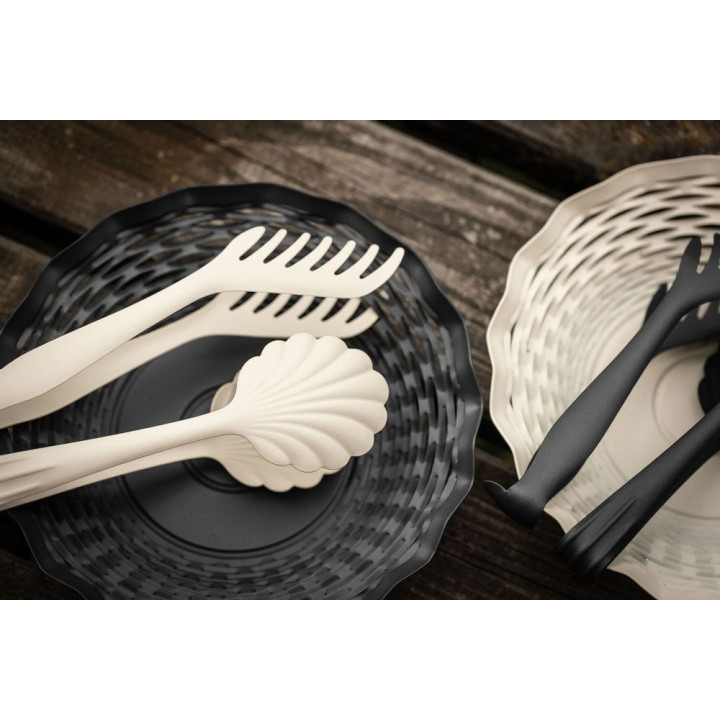 Elegant rund brødkurv i lakeret stål – fransk design til dit bord.