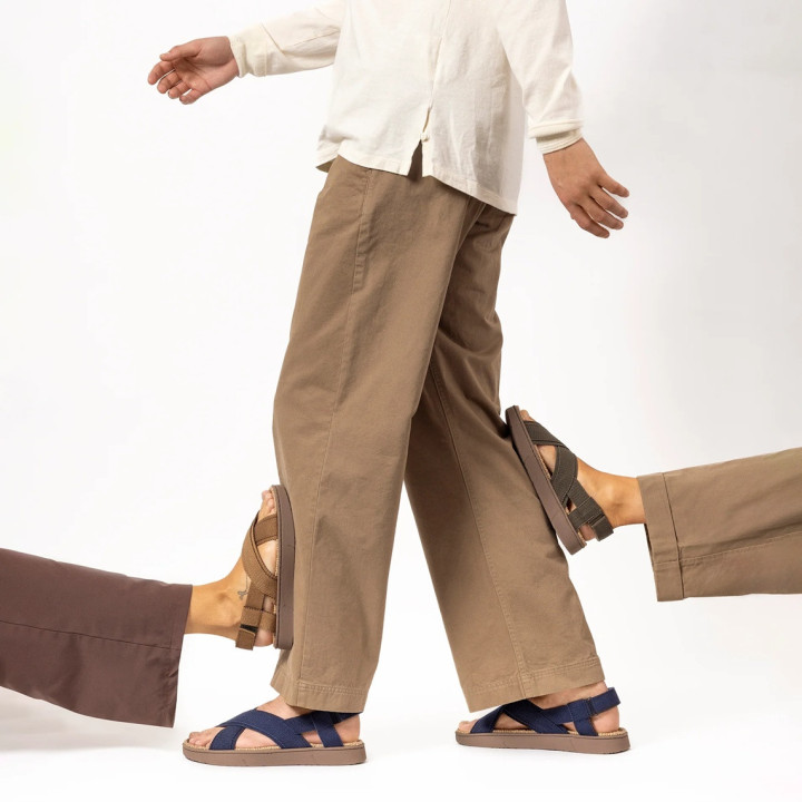 Shangies sandal – let, blød sandal med kraftig sål og trekking‑look.