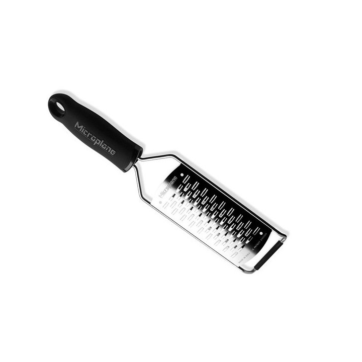 Microplane mellem rivejern i Gourmet serien.