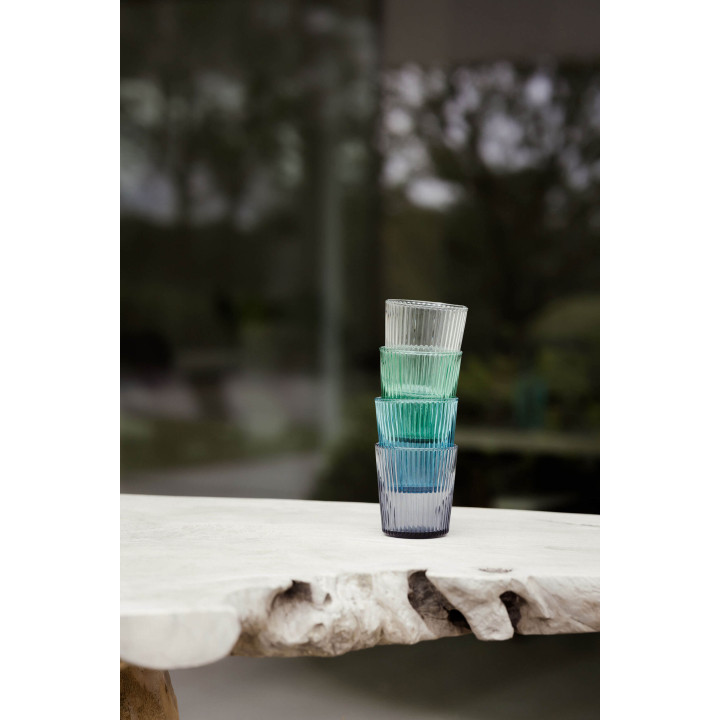 Paveau mundblæste glas med riller i farven White Heaven.