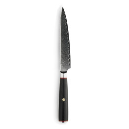 Japansk urtekniv med mange lag stål.
