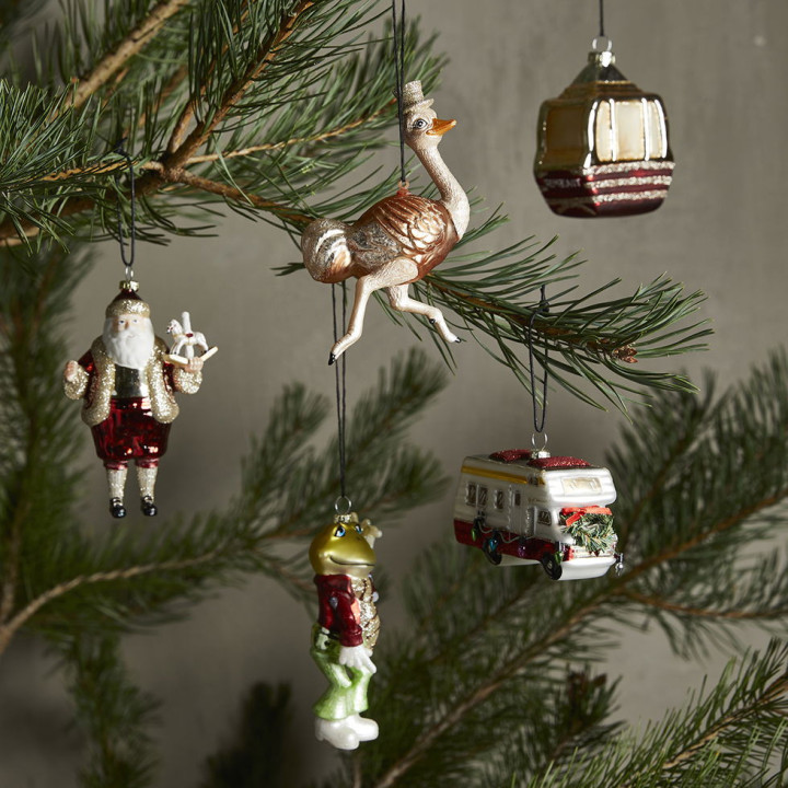 Stort udvalg af smukt julepynt lige til at pynte juletræet med
